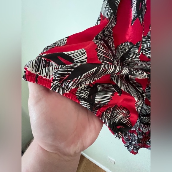 Stunning Laura plus 24W Satin shirt. Unbelievably beautiful piece​​ - Picture 2 of 9